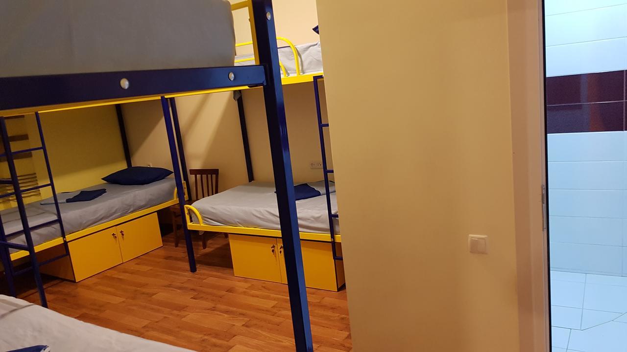 Shat Lav Hostel Jerevan Buitenkant foto