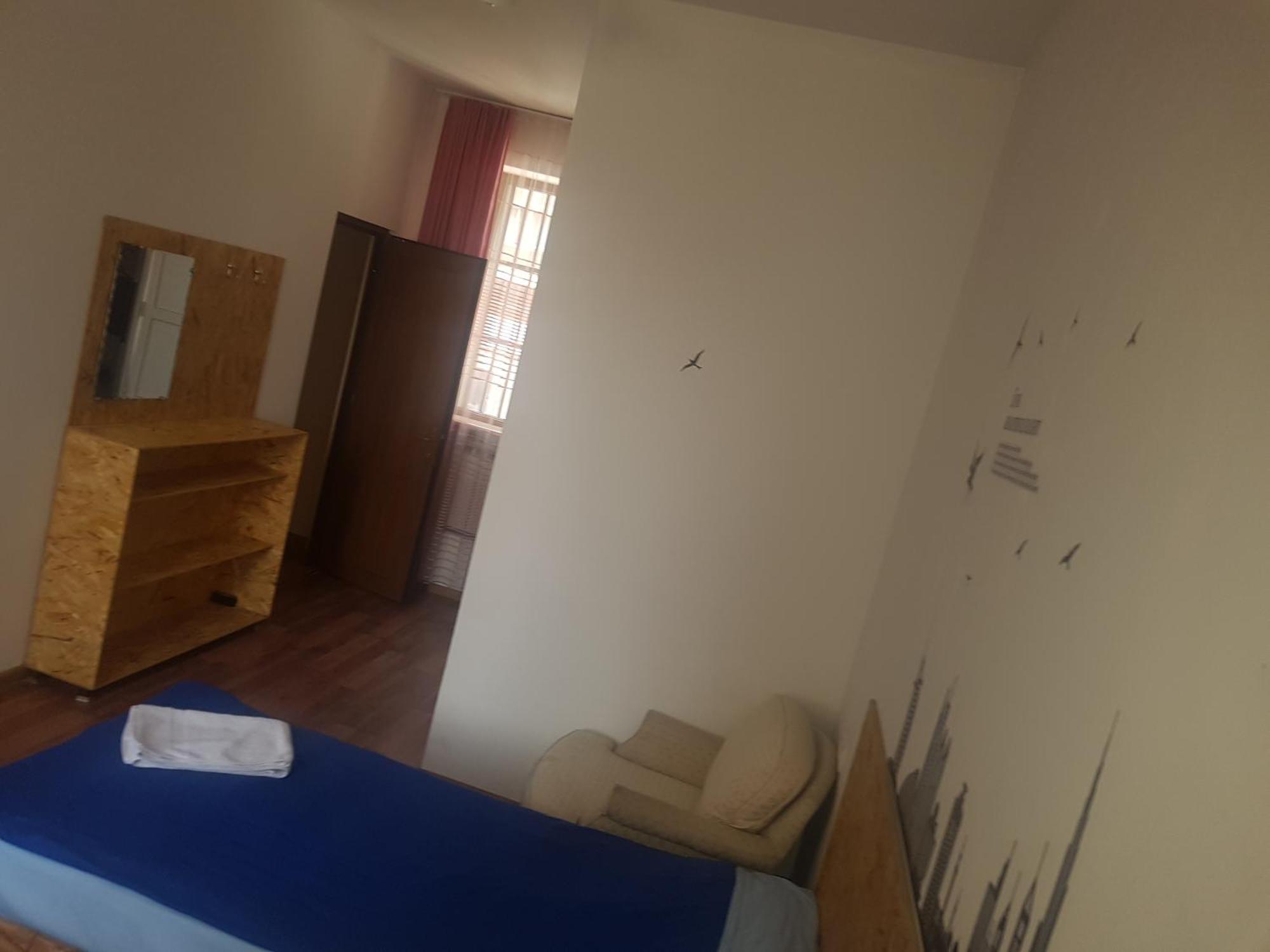 Shat Lav Hostel Jerevan Buitenkant foto